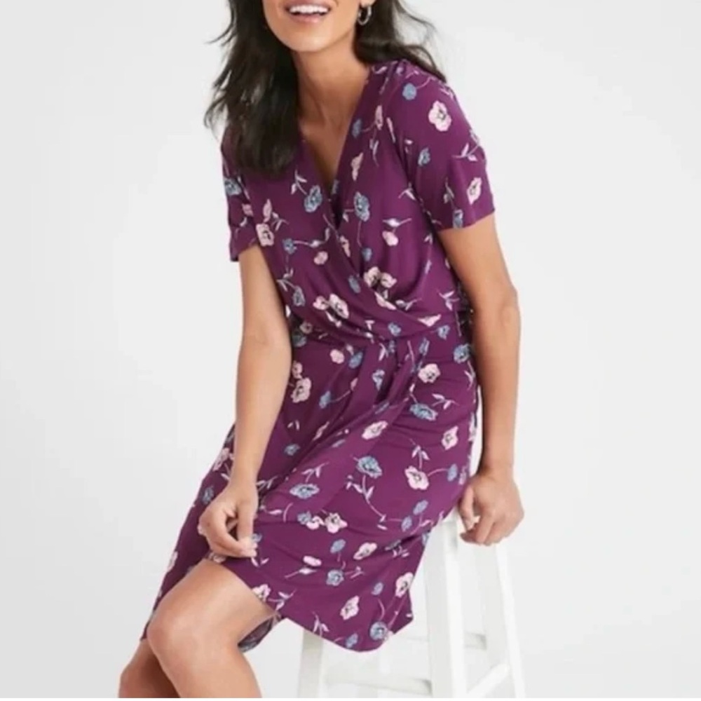 Banana Republic Wrap Dress Size Small